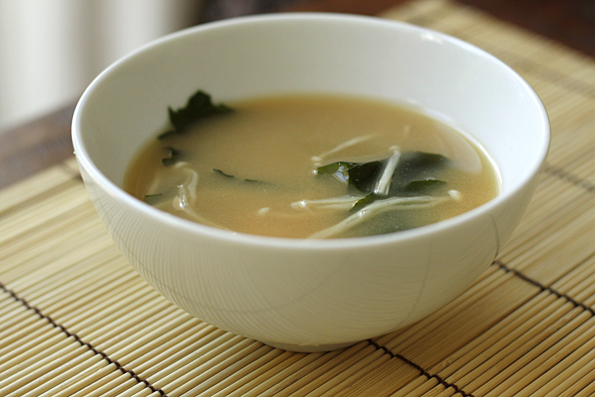 A-bowl-of-miso-soup