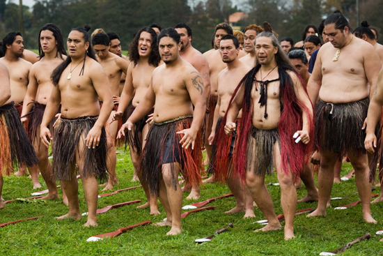 Maori-sotureita.